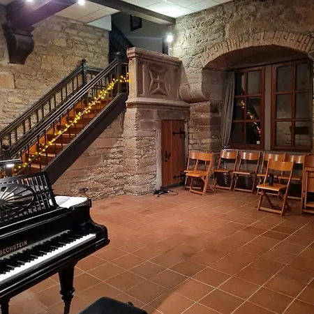 Gemuetliche In Historischem 700 Jahre Altem Kulturdenkmal, 62qm - Keine Monteure Bitte Apartamento *